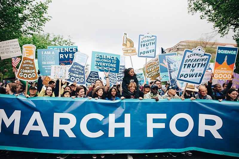 Women Scientists More Involved Politically, Survey Says